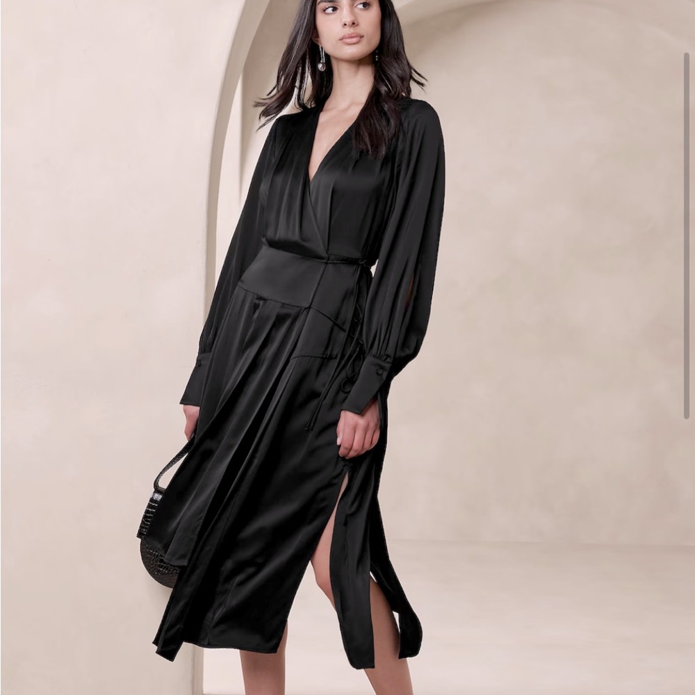 Banana Republic Elegant Black Long Sleeve Dress